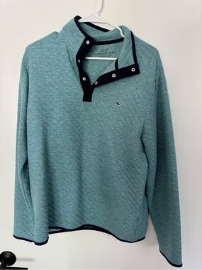 Vineyard Vines Men’s Teal Quilted Zip-Style Pullover with Navy Trim